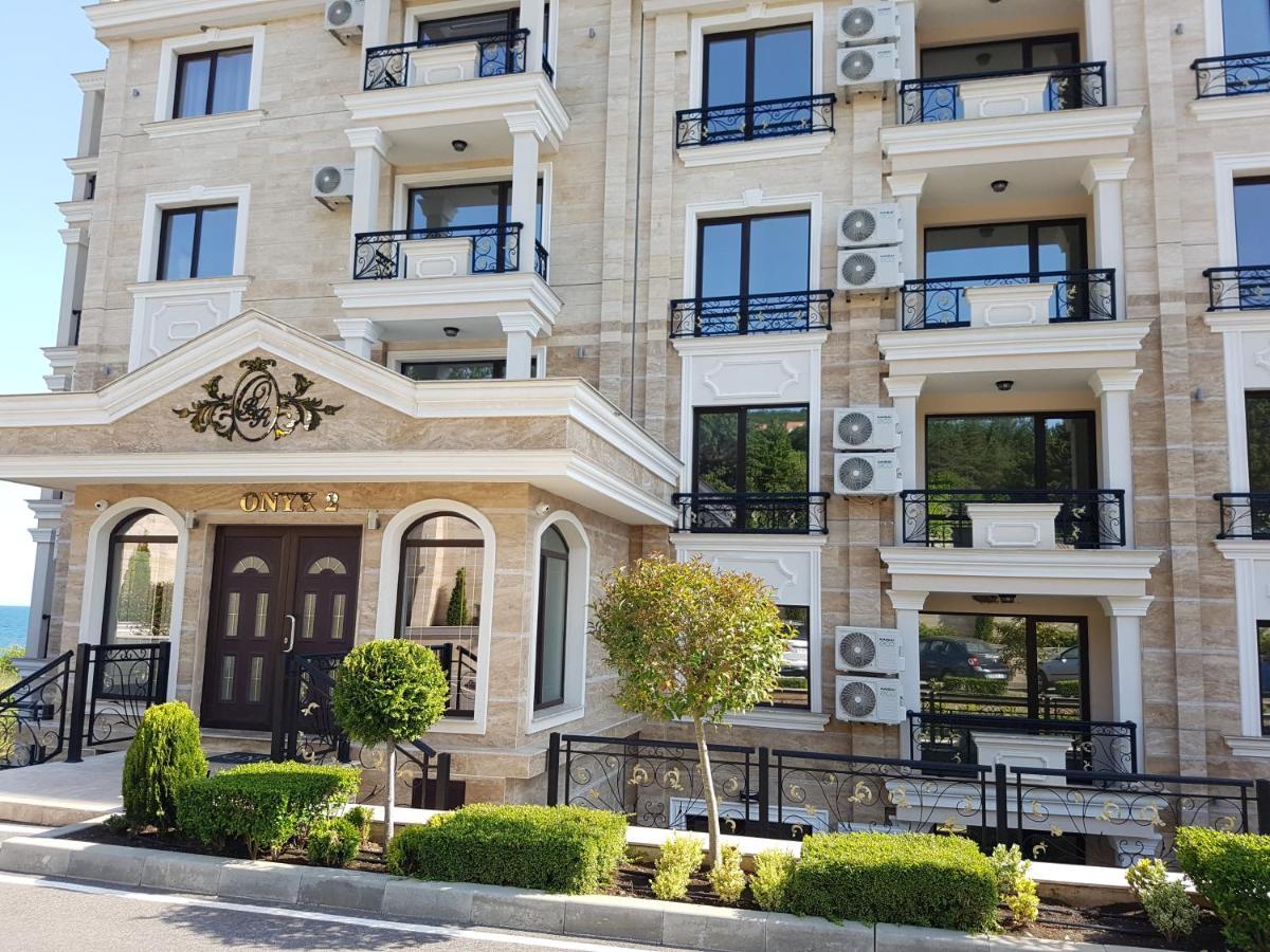 Onyx 2 Private Apartments Sveti Vlas Esterno foto