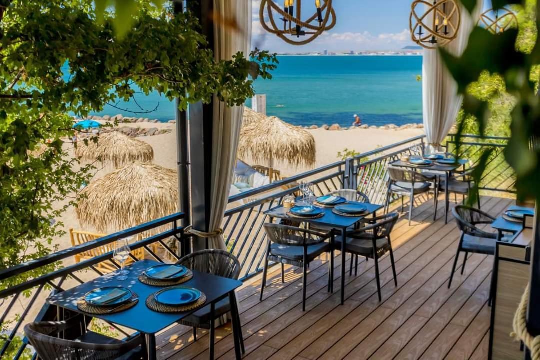 Onyx 2 Private Apartments Sveti Vlas Esterno foto