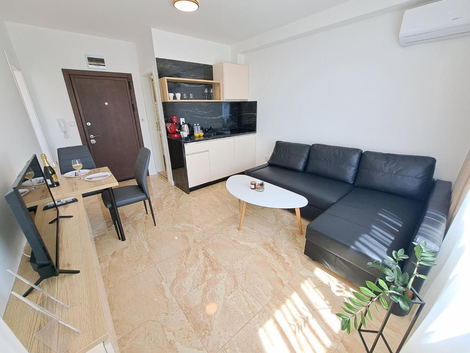 Onyx 2 Private Apartments Sveti Vlas Esterno foto